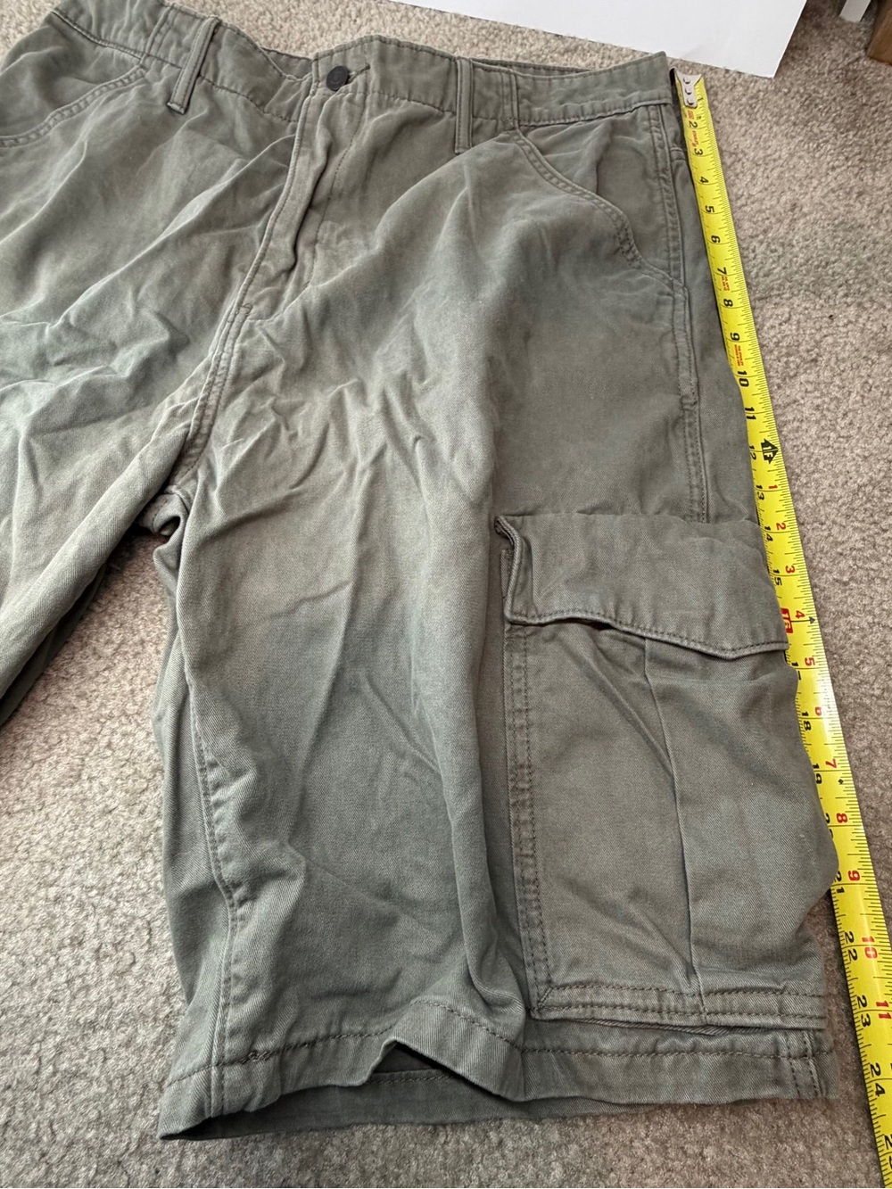 Levi's Men's Classic Cargo Utility Shorts – Olive Green Y2K Style